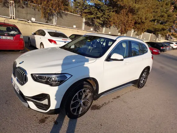 2020 BMW X1 18i sDrive benzinli otomatik arazi, SUV, Pick-up - Fotoğraf 3