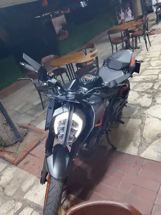 2022 KTM 250 Duke ABS benzinli manuel motosiklet - Fotoğraf 3