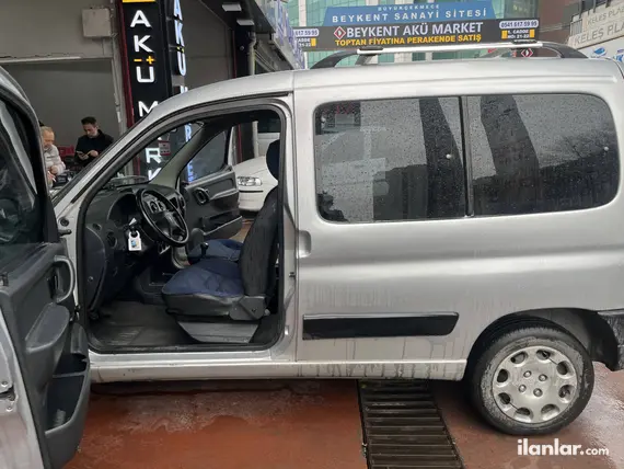 2009 Peugeot Partner 1.6 HDI dizel manuel minivan & Panelvan - Fotoğraf 2