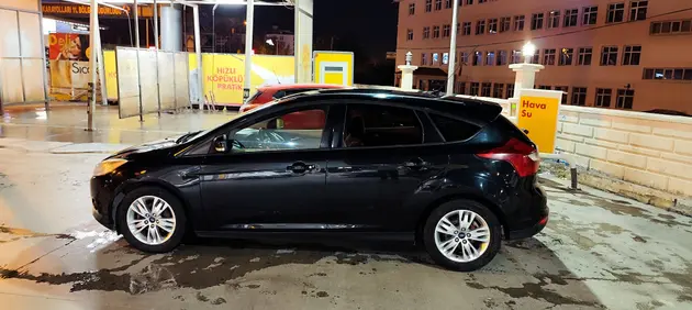 2013 Ford Focus 1.6 TDCi dizel manuel otomobil - Fotoğraf 3