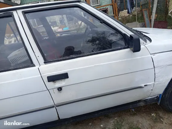 1993 Renault R 9 1.4 benzinli manuel otomobil - Fotoğraf 2