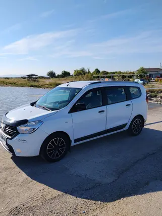 2020 Dacia Lodgy 1.5 BlueDCI dizel manuel otomobil - Fotoğraf 2