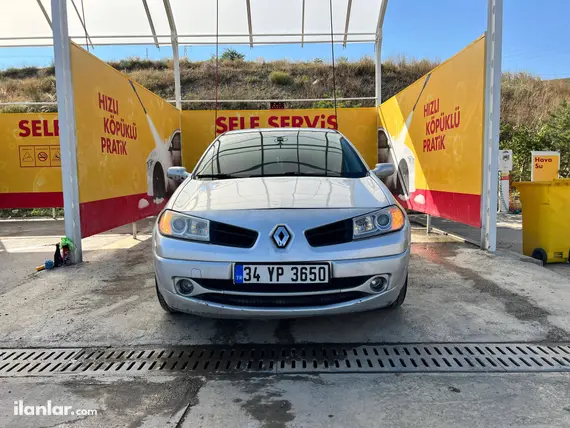 2010 Renault Megane 1.5 dCi dizel manuel otomobil - Fotoğraf 3