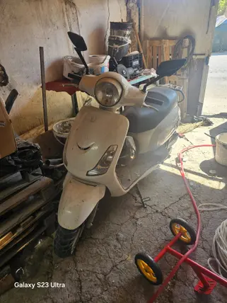 2010 SYM Fiddle II 125 benzinli otomatik motosiklet - Fotoğraf 2