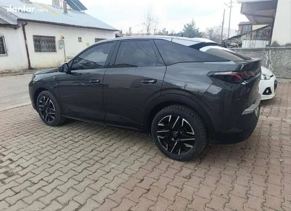 2025 Peugeot 3008 1.2 Hybrid benzinli otomatik arazi, SUV, Pick-up - Fotoğraf 3