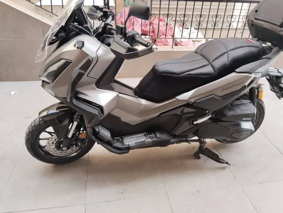 2025 Honda ADV350 benzinli otomatik motosiklet - Fotoğraf 2