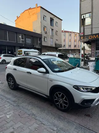 2024 Fiat Egea Cross 1.4 Fire benzinli manuel arazi, SUV, Pick-up - Fotoğraf 3