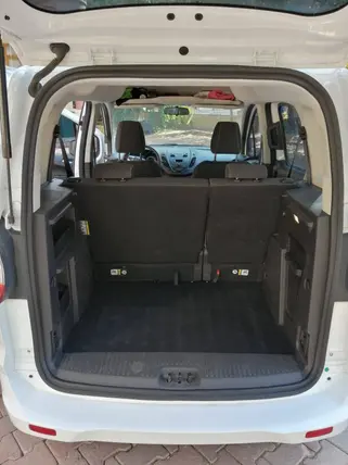 2022 Ford Tourneo Courier 1.5 TDCi dizel manuel minivan & Panelvan - Fotoğraf 3