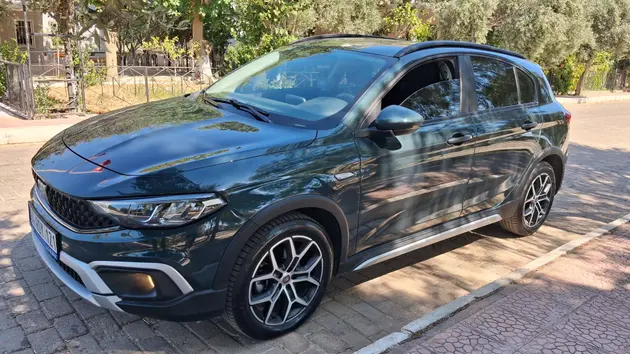 2025 Fiat Egea Cross 1.4 Fire benzinli manuel arazi, SUV, Pick-up - Fotoğraf 2