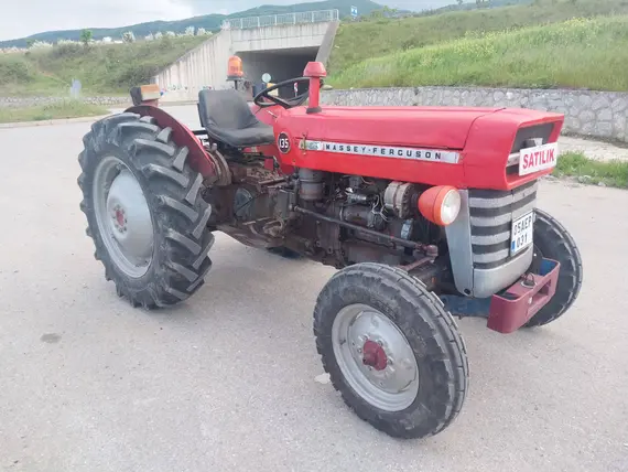 1967 Massey Ferguson 135 traktör - Fotoğraf 2
