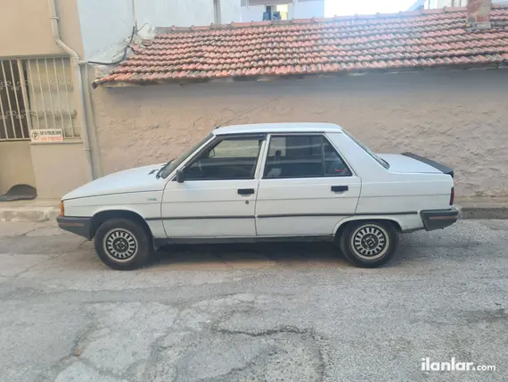 1995 Renault R 9 1.4 lPG manuel otomobil - Fotoğraf 3