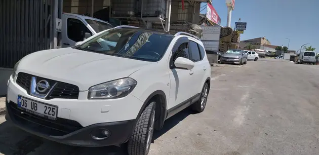 2011 Nissan Qashqai+2 1.5 dCi dizel manuel arazi, SUV, Pick-up - Fotoğraf 2