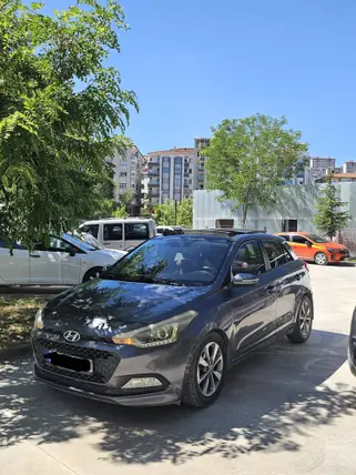 2015 Hyundai i20 1.4 MPI benzin & LPG otomatik otomobil - Fotoğraf 2