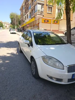 2012 Fiat Linea 1.3 Multijet dizel manuel otomobil - Fotoğraf 3
