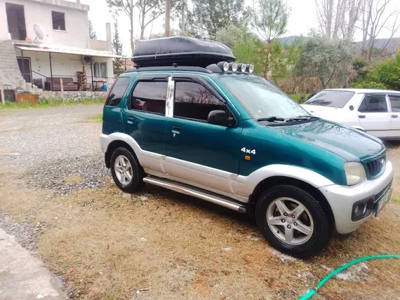 2003 Daihatsu Terios 1.3 benzinli yarı Otomatik arazi, SUV, Pick-up - Fotoğraf 3