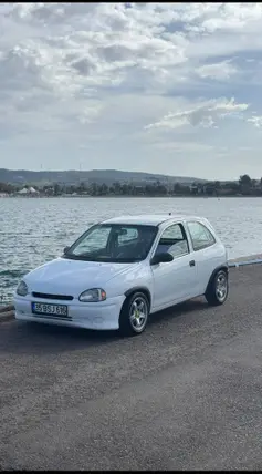 1994 Opel Corsa 1.4 benzinli manuel otomobil - Fotoğraf 2