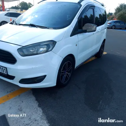 2017 Ford Tourneo Courier 1.6 TDCi dizel manuel minivan & Panelvan - Fotoğraf 3