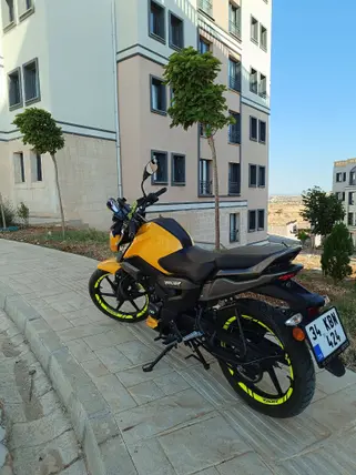 2024 TVS Raider 125 benzinli manuel motosiklet - Fotoğraf 3