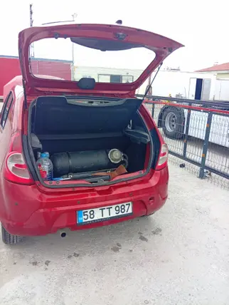 2010 Dacia Sandero 1.4 lPG manuel otomobil - Fotoğraf 2