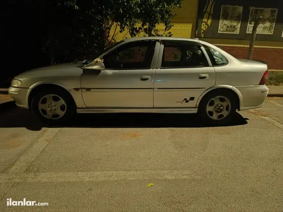 2000 Opel Vectra 1.8 benzinli otomatik otomobil - Fotoğraf 3