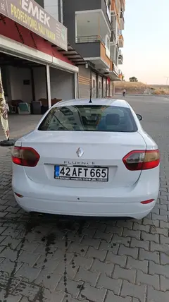 2013 Renault Fluence 1.5 dCi dizel yarı Otomatik otomobil - Fotoğraf 2