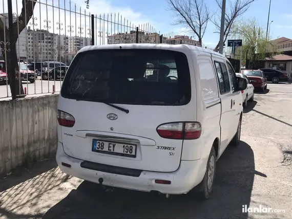 2005 Hyundai Starex 2.5 CRDI dizel otomatik minivan & Panelvan - Fotoğraf 3