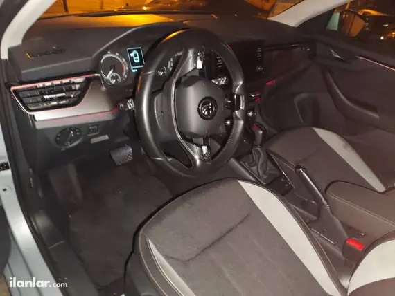 2023 Skoda Scala 1.0 TSI benzinli otomatik otomobil - Fotoğraf 3