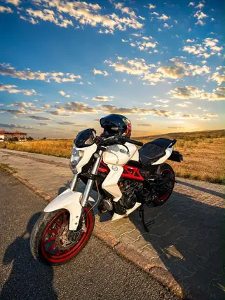 2016 Benelli TNT 250 benzinli manuel motosiklet - Fotoğraf 3