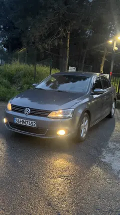 2011 Volkswagen Jetta 1.6 TDi dizel otomatik otomobil - Fotoğraf 3