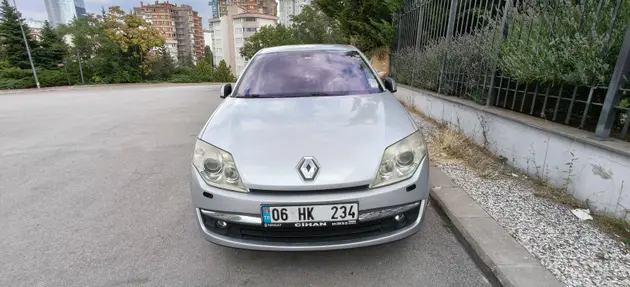2009 Renault Laguna 1.6 benzinli manuel otomobil - Fotoğraf 2