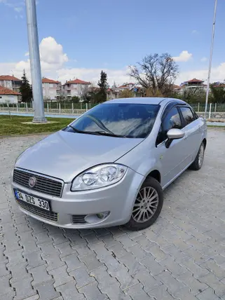 2011 Fiat Linea 1.3 Multijet dizel manuel otomobil - Fotoğraf 2