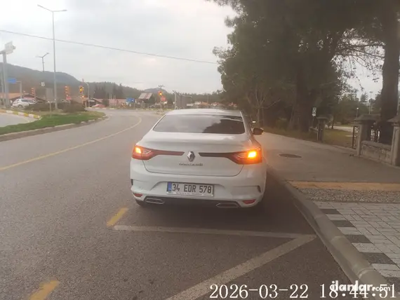 2021 Renault Megane 1.3 TCe benzinli yarı Otomatik otomobil - Fotoğraf 3