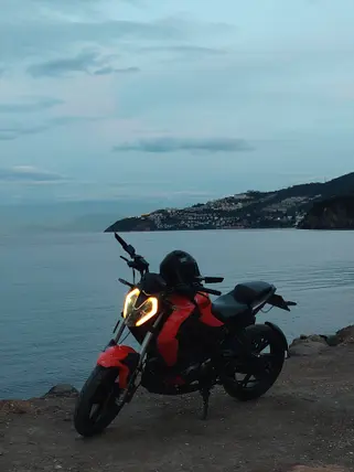 2023 Benelli 125 S benzinli manuel motosiklet - Fotoğraf 3