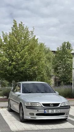 1998 Opel Vectra 2.0 benzinli manuel otomobil - Fotoğraf 2
