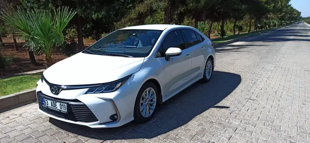2021 Toyota Corolla 1.5 benzinli otomatik otomobil - Fotoğraf 3