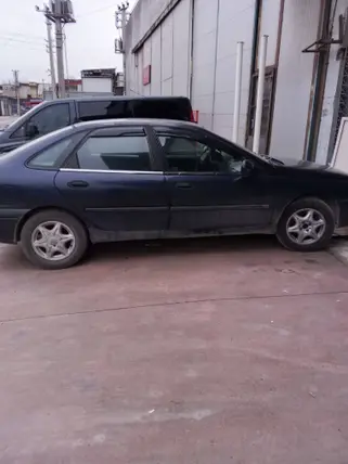 2001 Renault Laguna 1.9 dCi dizel manuel otomobil - Fotoğraf 2