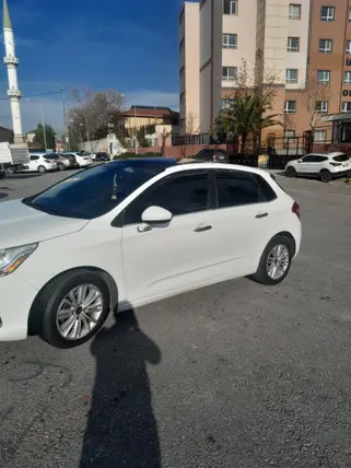 2013 Citroen C4 1.6 HDi dizel yarı Otomatik otomobil - Fotoğraf 2
