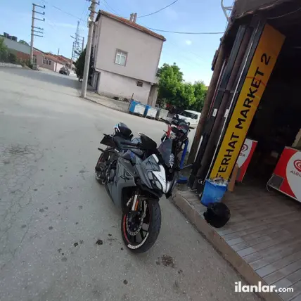 2024 CFmoto 250SR benzinli manuel motosiklet - Fotoğraf 3