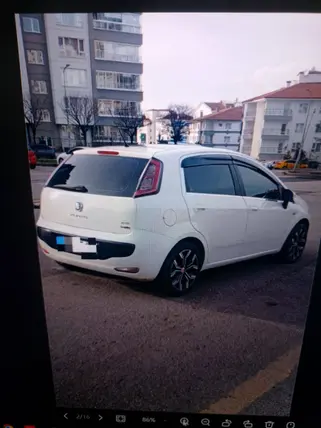 2011 Fiat Punto EVO 1.3 Multijet dizel manuel otomobil - Fotoğraf 3