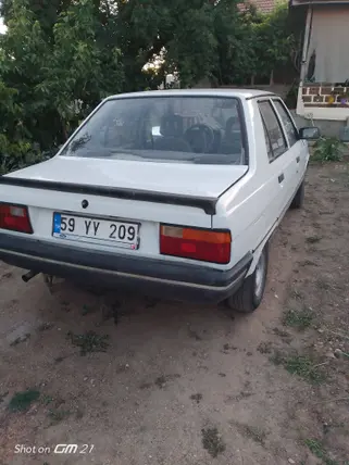 1992 Renault R 9 1.4 benzinli manuel otomobil - Fotoğraf 2