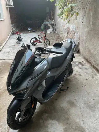 2025 SYM Jet X 125 benzinli otomatik motosiklet - Fotoğraf 3