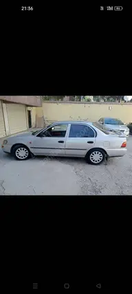 1998 Toyota Corolla 1.6 benzinli manuel otomobil - Fotoğraf 2