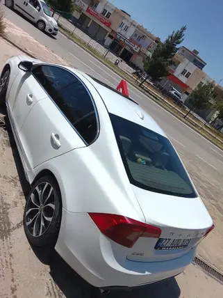 2012 Volvo S60 1.6 T4 benzinli otomatik otomobil - Fotoğraf 2