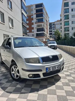 2005 Skoda Fabia 1.2 benzinli manuel otomobil - Fotoğraf 2