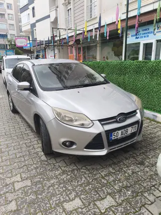 2011 Ford Focus 1.6 TDCi dizel manuel otomobil - Fotoğraf 3