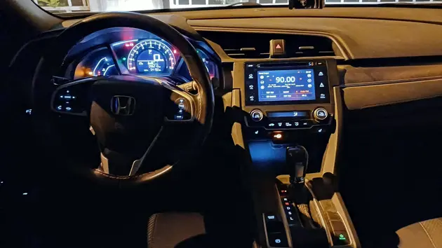 2018 Honda Civic 1.6 i-VTEC benzin & LPG otomatik otomobil - Fotoğraf 3