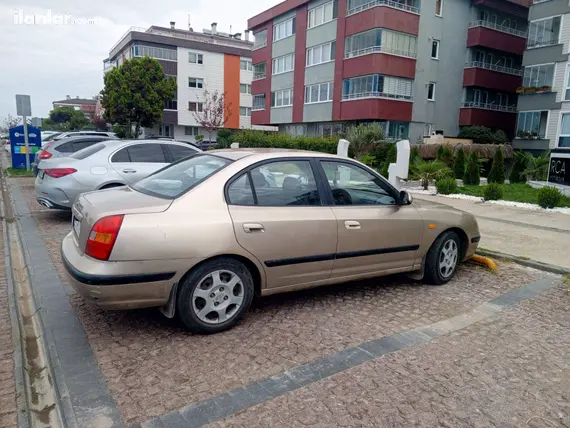 2004 Hyundai Elantra 1.6 benzinli otomatik otomobil - Fotoğraf 3