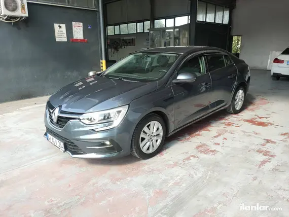 2021 Renault Megane 1.3 TCe benzinli manuel otomobil - Fotoğraf 2