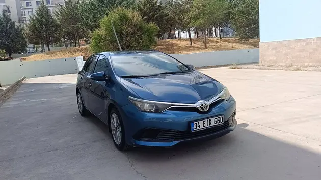 2016 Toyota Auris 1.33 benzinli manuel otomobil - Fotoğraf 3