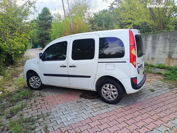 2011 Renault Kangoo Multix 1.5 dCi dizel manuel minivan & Panelvan - Fotoğraf 3